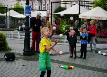 Uliczni artyści znów podbili serca publiczności!