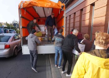 Kolejny transport darów dla uchodźców