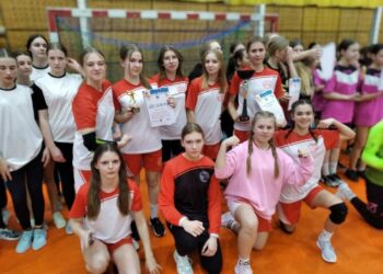 Triumf kobylińskich szczypiornistek