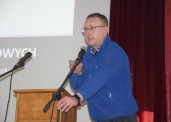 Możliwości kariery w służbach mundurowych