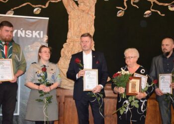 KROTOSZYŃSKIE DĘBY ROZDANE!
