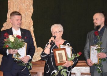 KROTOSZYŃSKIE DĘBY ROZDANE!