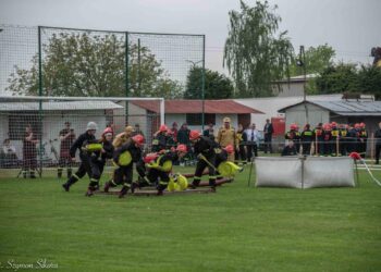 Powiatowe zmagania strażaków