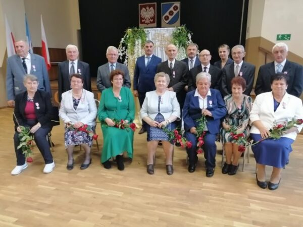Siedem szczęśliwych par