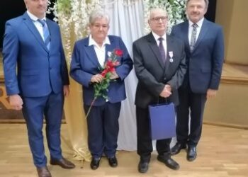 Siedem szczęśliwych par