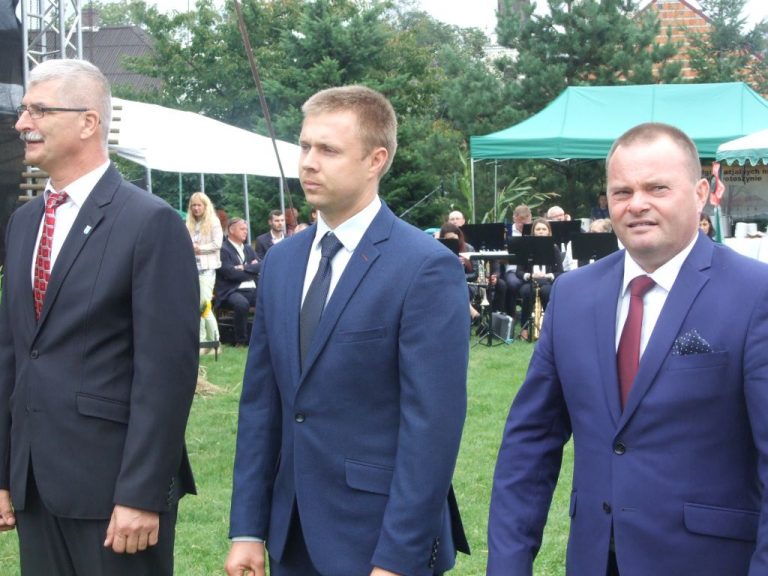 Powiatowe święto plonów w Lutogniewie