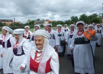 Powiatowe święto plonów w Lutogniewie