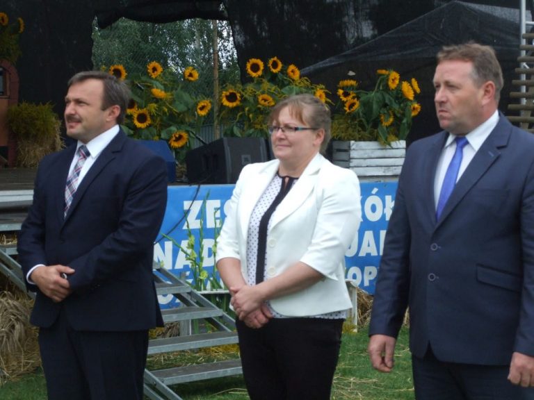 Powiatowe święto plonów w Lutogniewie