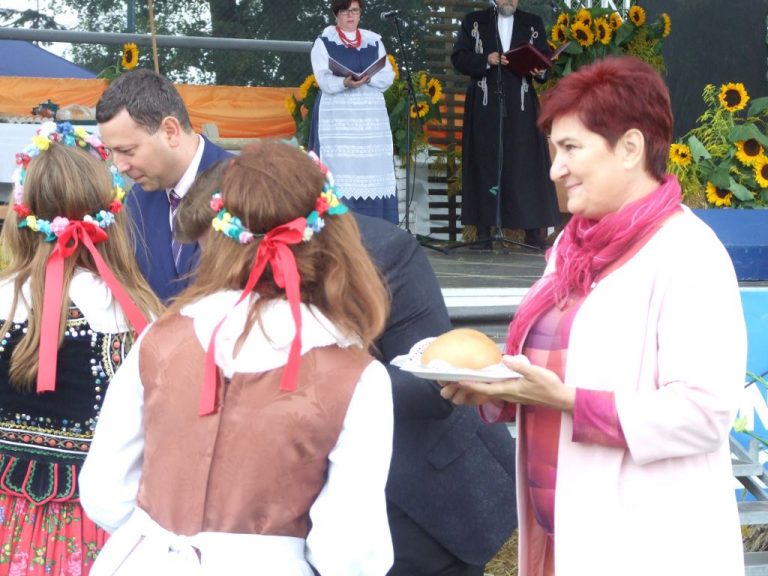 Powiatowe święto plonów w Lutogniewie