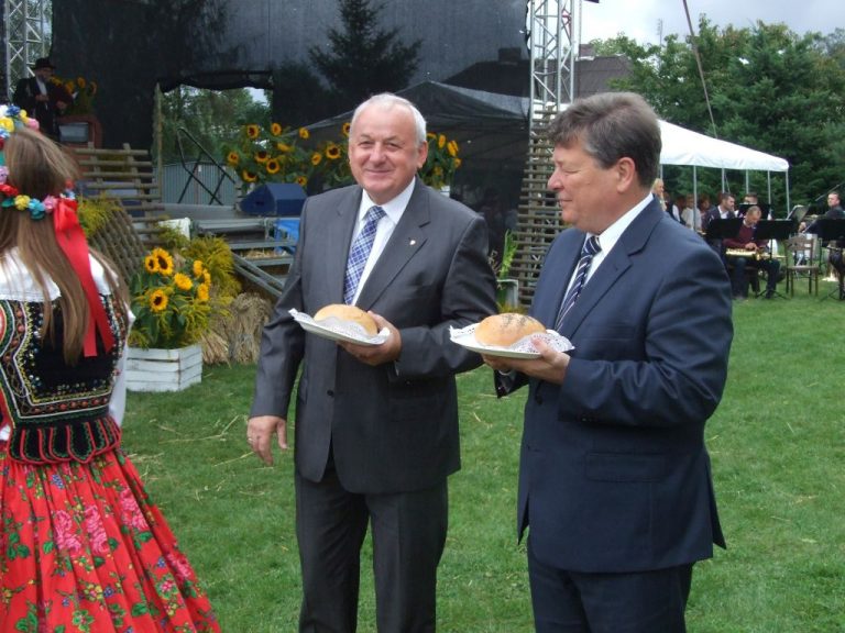 Powiatowe święto plonów w Lutogniewie