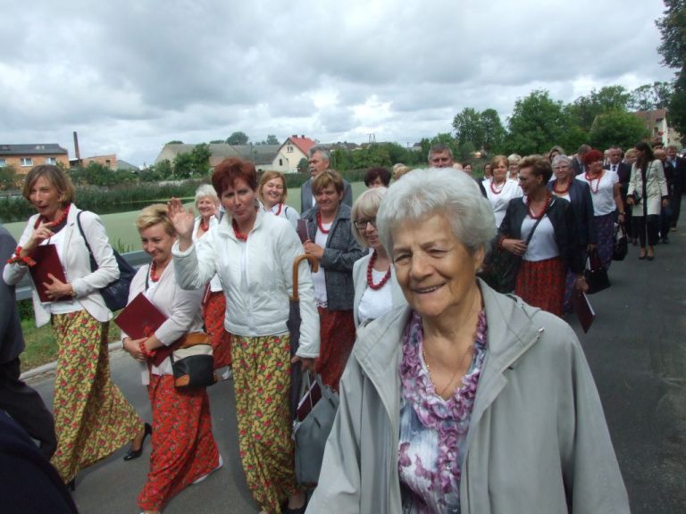 Powiatowe święto plonów w Lutogniewie