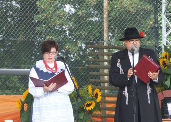 Powiatowe święto plonów w Lutogniewie