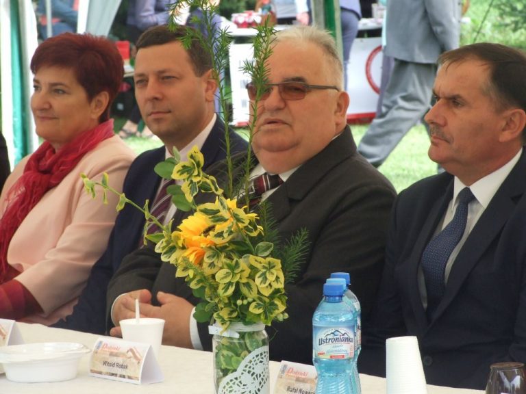 Powiatowe święto plonów w Lutogniewie