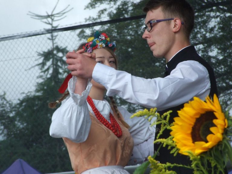 Powiatowe święto plonów w Lutogniewie