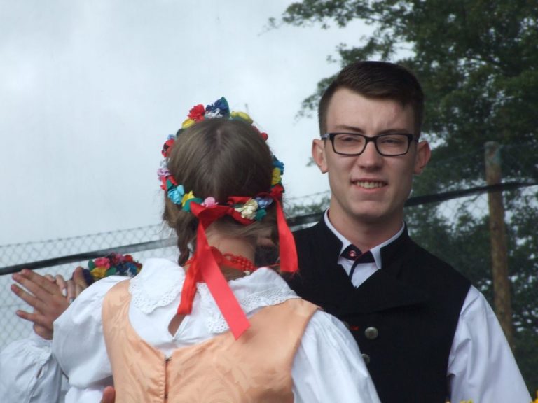 Powiatowe święto plonów w Lutogniewie