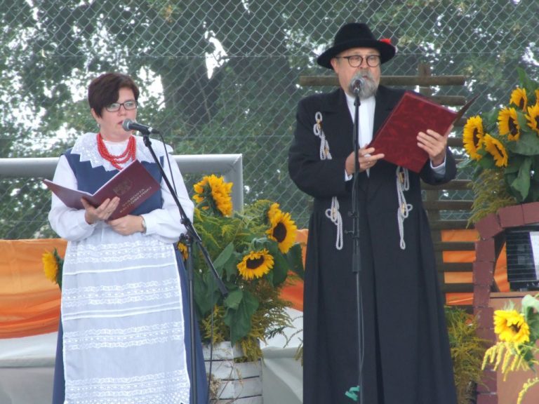 Powiatowe święto plonów w Lutogniewie