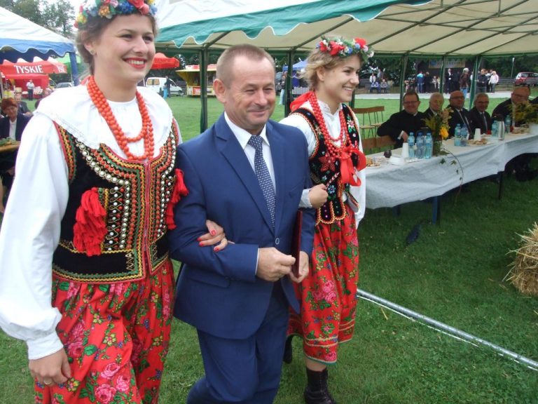 Powiatowe święto plonów w Lutogniewie