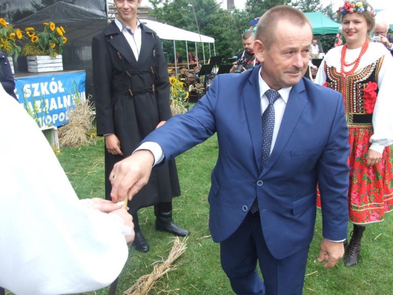 Powiatowe święto plonów w Lutogniewie