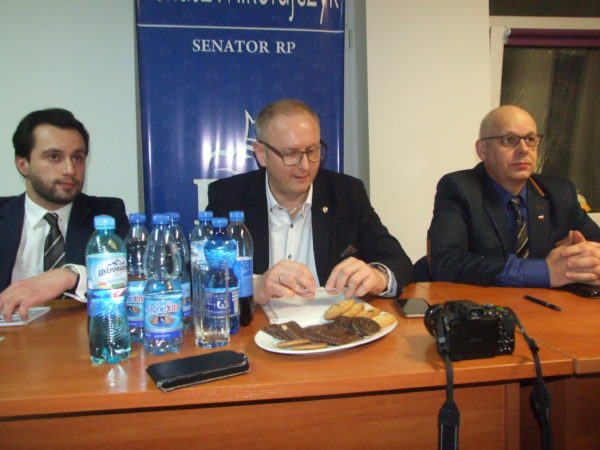 Senator zaniepokojony sprawami lokalnymi