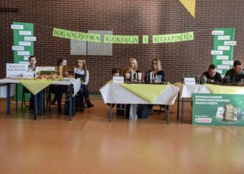 Targi rekrutacyjne na zamku