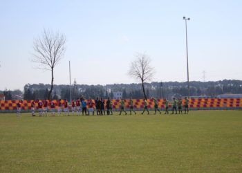 Astra odrabia stratę do lidera