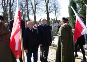 Katyń – pamiętamy!