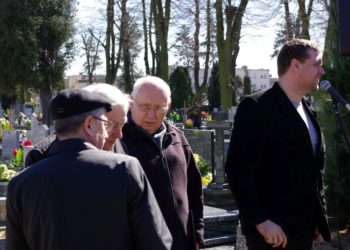 Katyń – pamiętamy!
