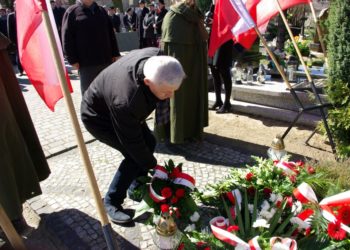 Katyń – pamiętamy!