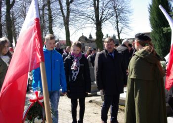 Katyń – pamiętamy!