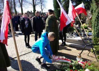 Katyń – pamiętamy!