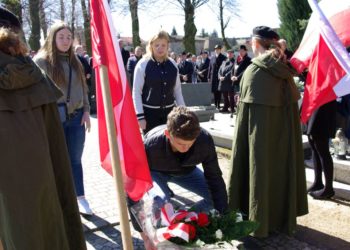 Katyń – pamiętamy!