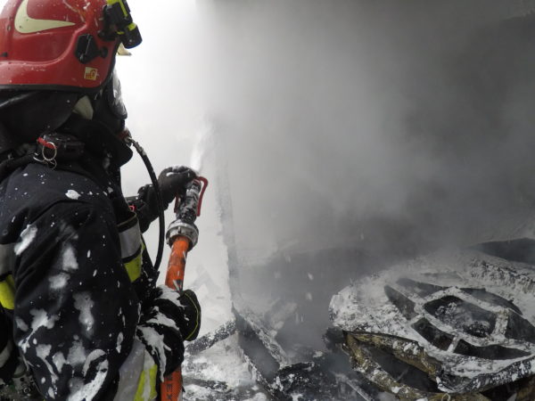 Pożar wiaty garażowej