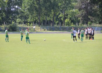 Astra na piątkę