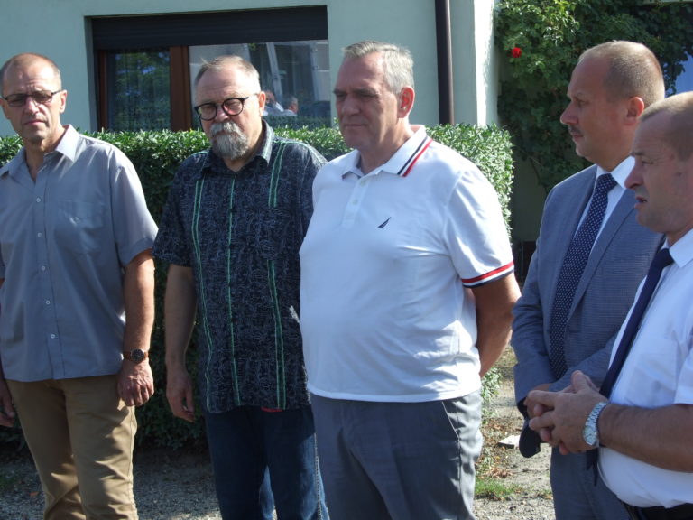 Chwaliszewska oddana w połowie