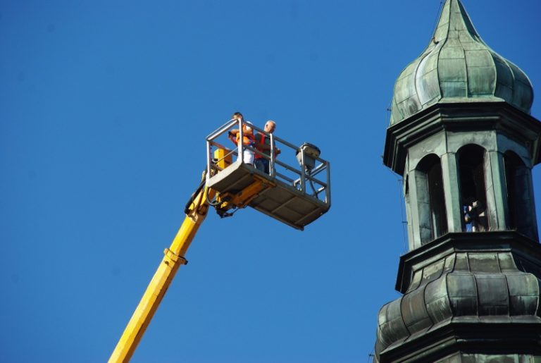 Orzeł zniknął z ratusza