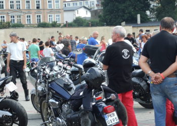 Stalowe maszyny opanowały nasze miasto