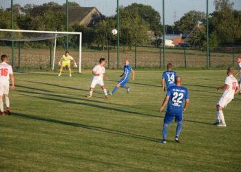 Strzelecki trening Ostrovii