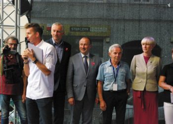 Powiatowe gotowanie z Karolem Okrasą