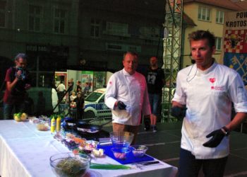 Powiatowe gotowanie z Karolem Okrasą