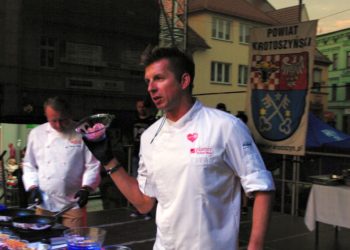 Powiatowe gotowanie z Karolem Okrasą