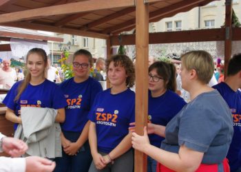 Powiatowe gotowanie z Karolem Okrasą