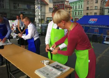Powiatowe gotowanie z Karolem Okrasą