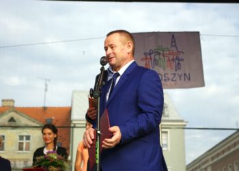 Powiatowe gotowanie z Karolem Okrasą