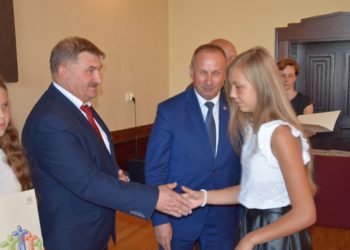 Uhonorowano najzdolniejszych uczniów