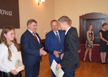 Uhonorowano najzdolniejszych uczniów