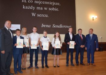 Uhonorowano najzdolniejszych uczniów