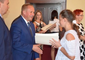 Uhonorowano najzdolniejszych uczniów