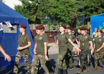 Świętowanie na ul. Batalionów Chłopskich