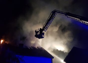 Spłonął dach budynku mieszkalnego