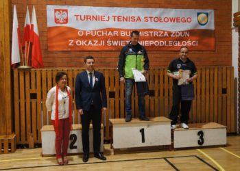 Walczyli o Puchar Burmistrza
